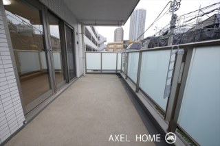 プレシス市谷台町坂