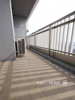 フロンティア新宿タワー