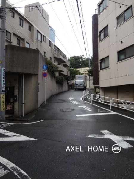 プールビル （事務所）