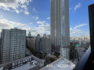 ZOOM新宿御苑前 (ズーム新宿御苑前)