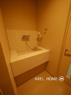 ブランズ六番町