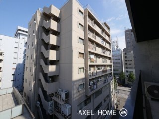 Bark Lane 新宿御苑前 （バークレーン新宿御苑前）