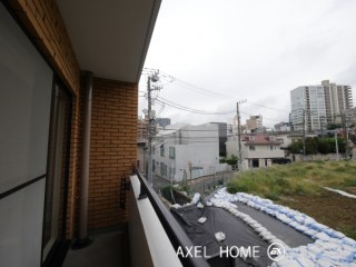 ラ・コリーヌ神宮前