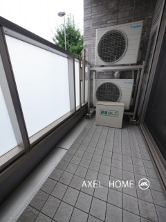 La Maison de Confiance(ラ メゾン ド コンフィアンス)