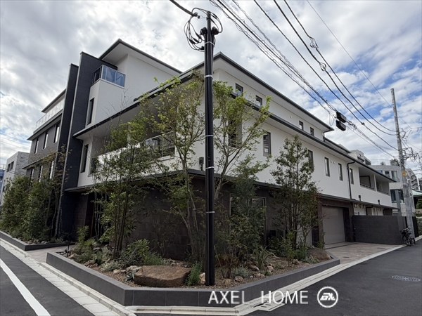MOCXION PREMIUM四谷大京町（モクシオンプレミアム四谷大京町）