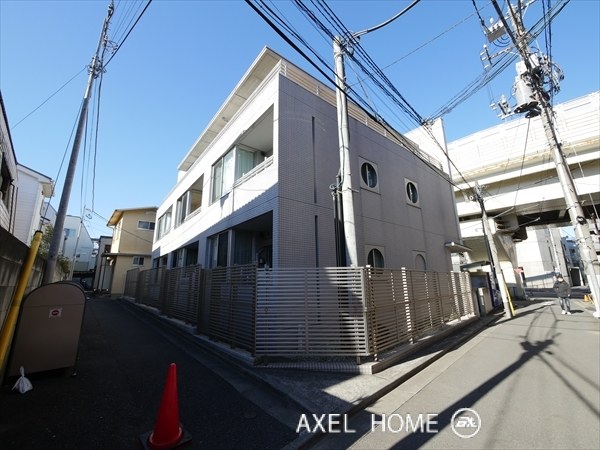 プラッサ西参道