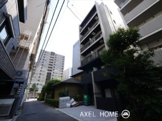 Bark Lane 新宿御苑前 （バークレーン新宿御苑前）