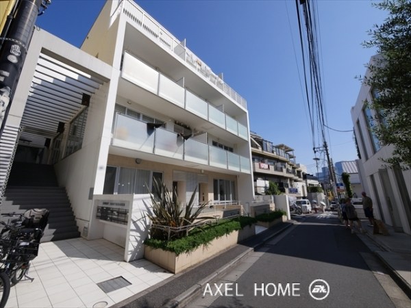 クレスト表参道 (CREST OMOTESANDO)