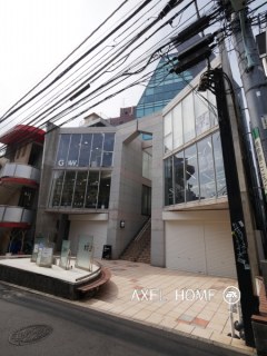 J₋Cube（店舗）