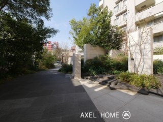 ミッドガーデン赤坂氷川