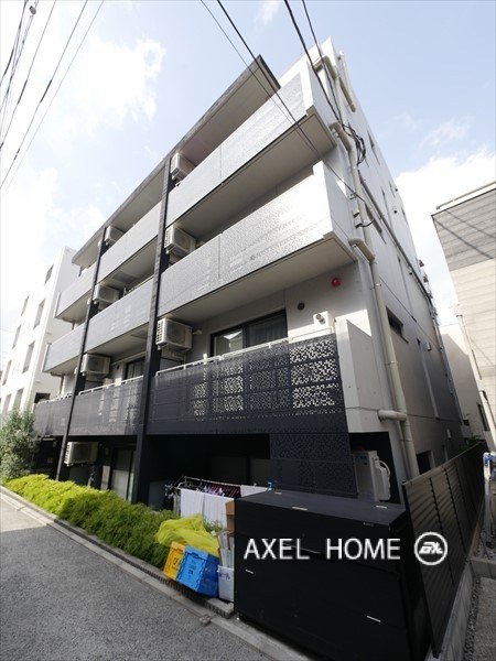 D．Lusso小石川