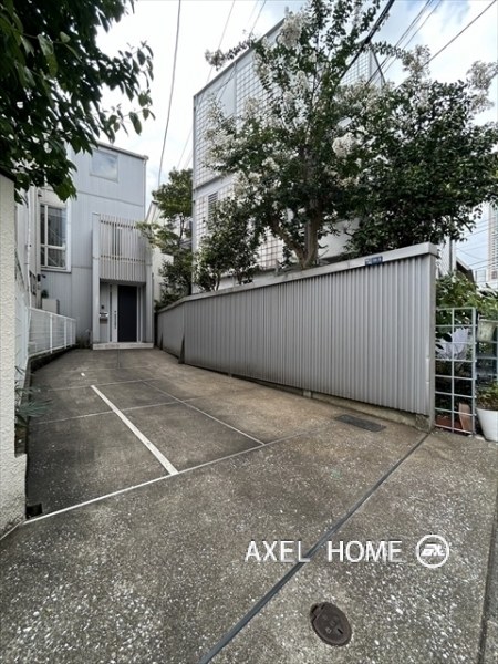 南青山一丁目戸建（事務所・店舗）
