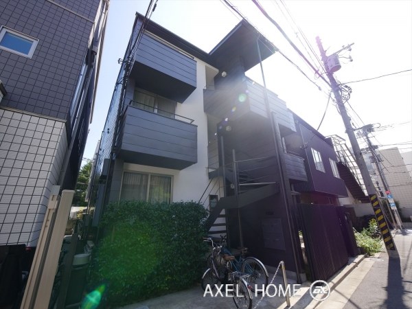 Apartment芳　（アパートメント芳）