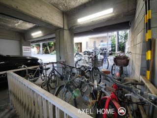 原宿リビン　(事務所・住居)　　