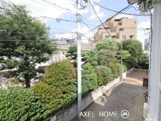 メゾン四谷一丁目 (A棟・B棟)