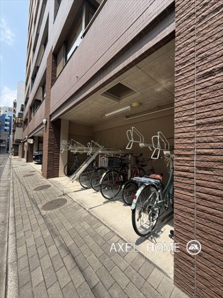 プラハ東京八丁堀