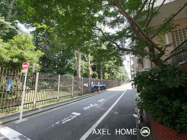御苑パビリオン