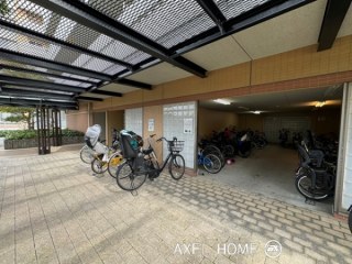 河田町ガーデン4