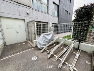 DeLCCS永田町 (デルックス永田町)