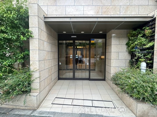インプレストコア四谷坂町　