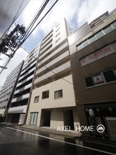 アンプルールべトントウキョウ （Empereur Beton）