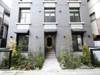 LAPiS COURT YOTSUYA (ラピスコート四谷)