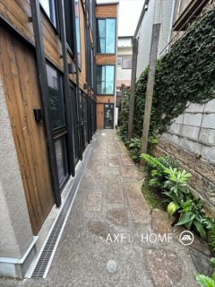 神楽坂薫木荘（かぐらざかくんぼくそう）
