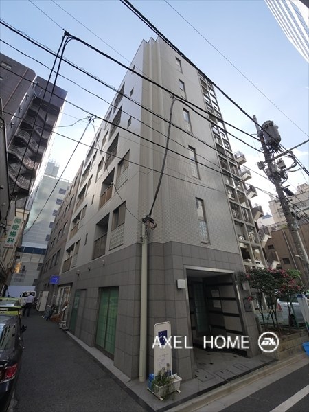 レオーネ三越前