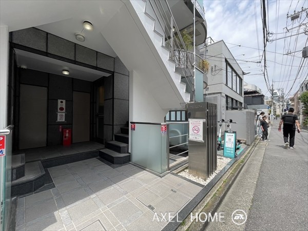 フィールドワンビル（店舗）