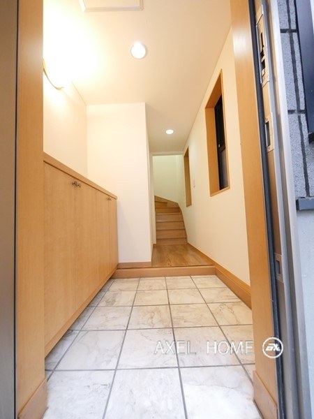西新宿5丁目住宅
