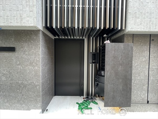 COMPOSITE新宿三丁目 (コンポジット新宿三丁目)
