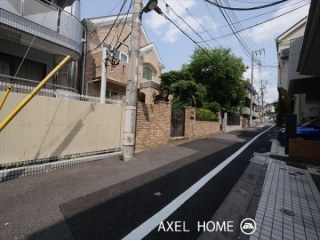 ファミリアワダ