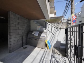 ブロッモー西麻布（Blommor西麻布）