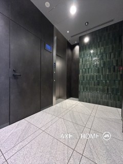 LUSSO AKASAKA（ルッソ赤坂）