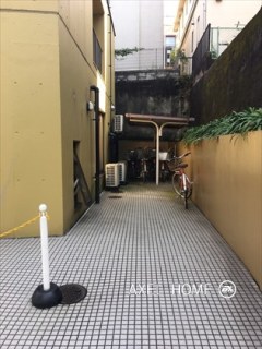 胡桃の舎（くるみのや）　（事務所）