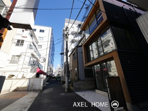 allee de JINGUMAE (アレーデ神宮前)