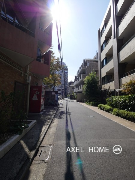 ウエストサイド新宿御苑