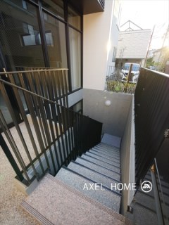C.COLORビル神宮前