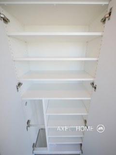 M&N BUILDING (エムアンドエヌビルディング)
