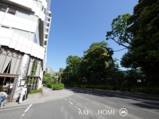 コスモ新宿御苑ビル