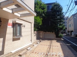赤坂ハウス