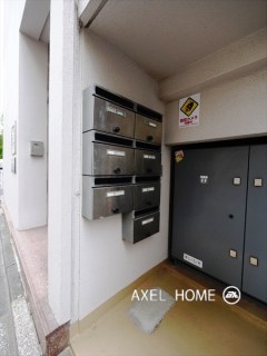 クロスサイドビル　（事務所）