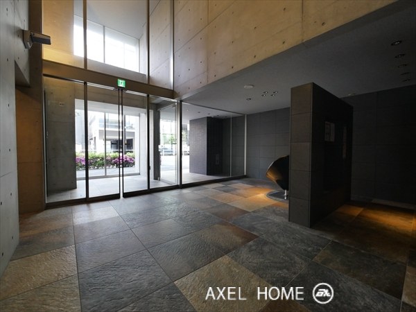 ZOOM四谷左門町 (ズーム四谷左門町)