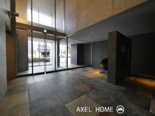ZOOM四谷左門町 (ズーム四谷左門町)