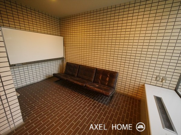 赤坂新坂ハウス
