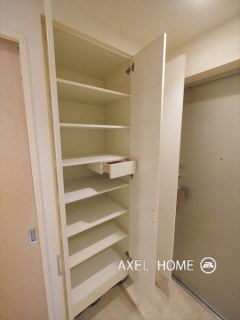 クオリア銀座やま祢ビル