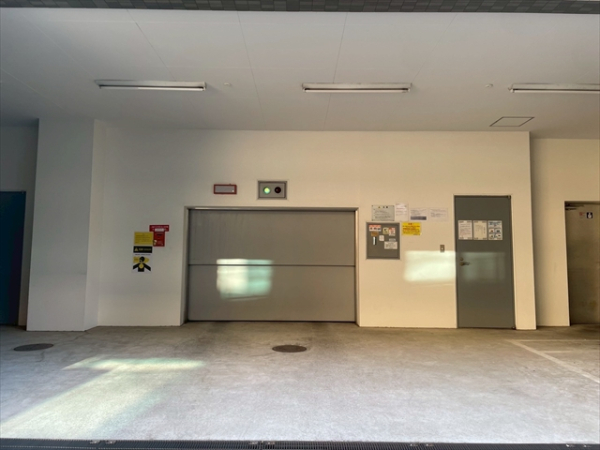 （全長5300mm全幅2050mm全高1550mm重量2300㎏以内）