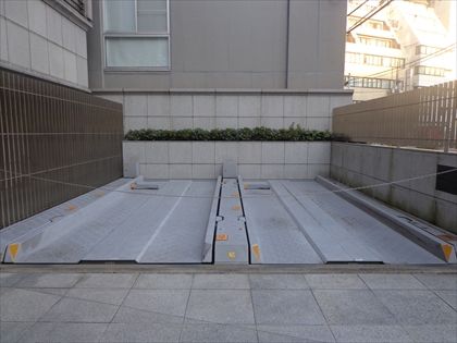 長5000幅1850高さ2100重2000