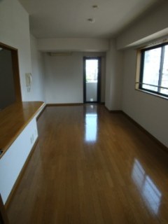 モアクレスト河田町