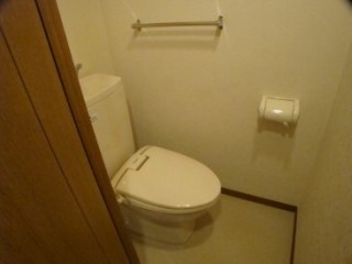 モアクレスト河田町